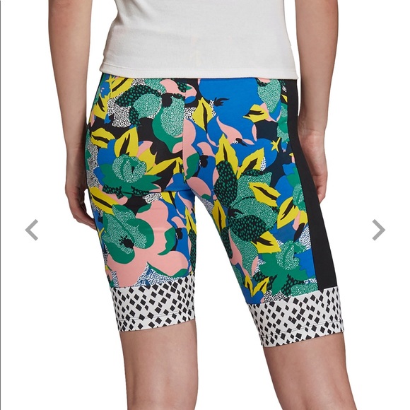 Adidas Biker Shorts - Picture 2 of 6